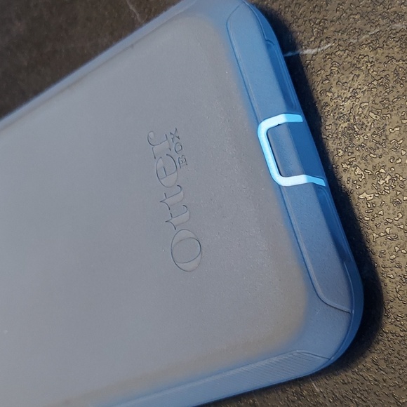 NWOT OtterBox Defender Series Case for iPhone XR - Case Only (Glacier White) - Picture 6 of 7